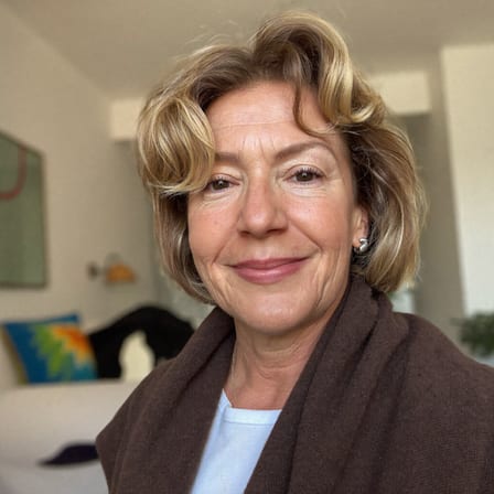 Portrait d'une habitante de Cimiez ayant comparé ses devis de diagnostic à Nice